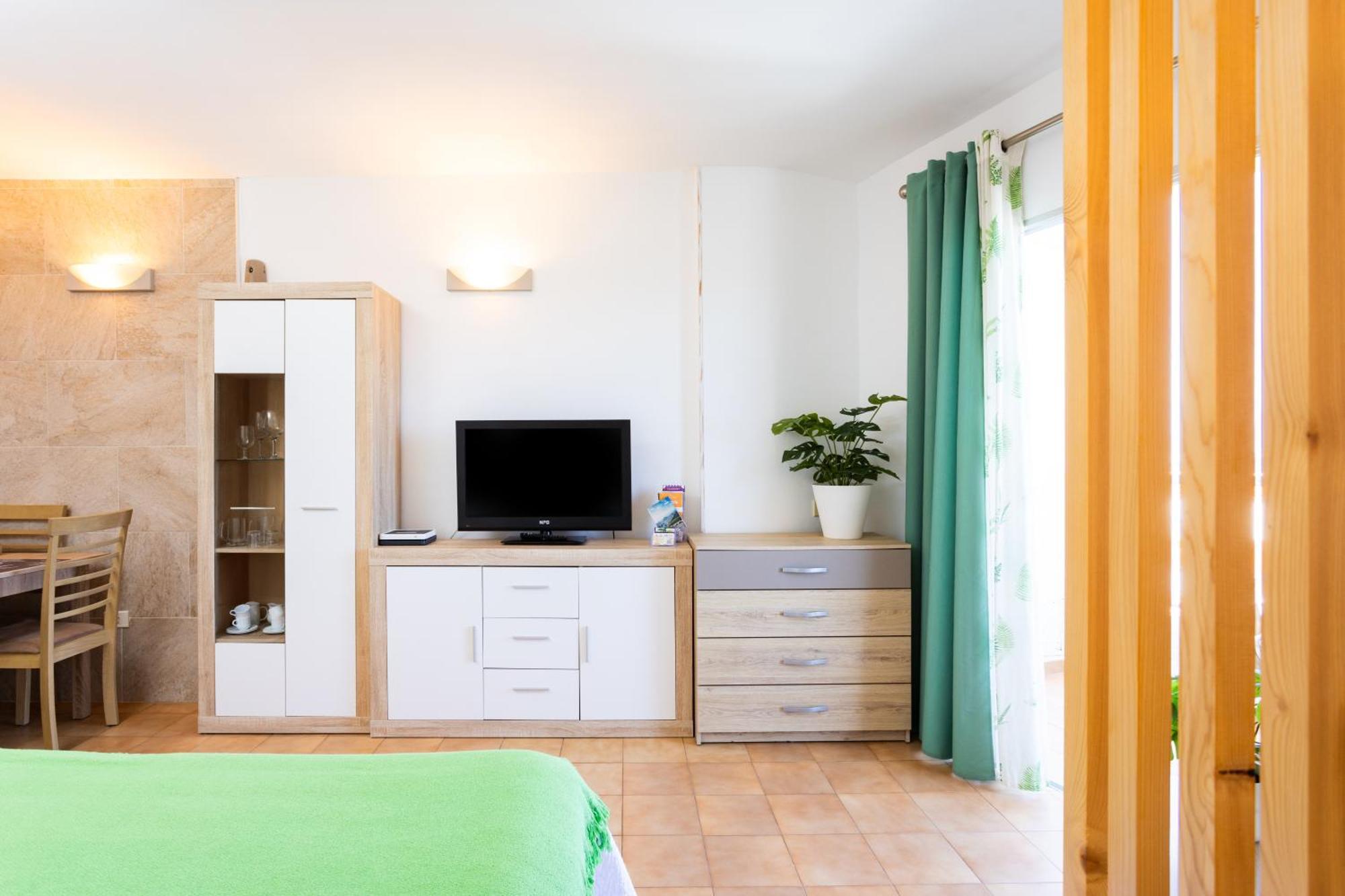 Cozy Seafront Studio With Balcony & Ocean Views San Marcos  Eksteriør billede